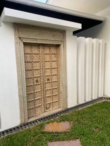 Luxurious 4-Bedroom Pool Villa Near Chaweng Noi Beach