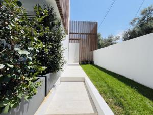 Marina Boutique Rooms