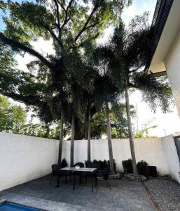 clark pool villa private