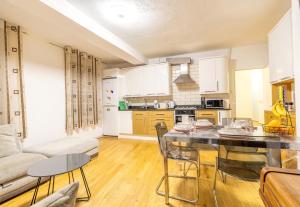 Quiet location in central London, close to Paddington, Regent Park, Lords Cricket, late check-in