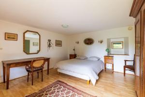 Maisons de vacances Belle maison chaleureuse a 50m de la mer : photos des chambres