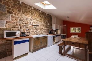 Maisons de vacances Belle maison chaleureuse a 50m de la mer : photos des chambres