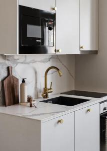 Upea Puutalohuoneisto, Omalla Parkkipaikalla