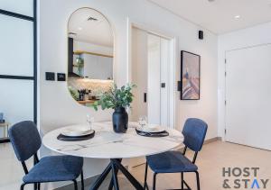 Modern 1bed Haven in Dubai Hills