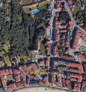 Apartamento en 1ª línea de Playa Silgar con vistas al mar y parking privado