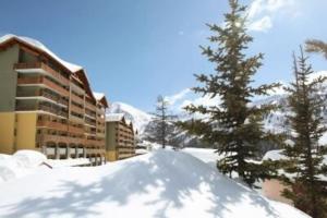 Appartements Isola 2000 duplex 7P vue pistes dernier etage : photos des chambres