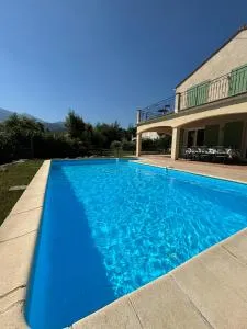 Villa Mimosa - Modern Villa with Private Pool & Mountain View - Casteil