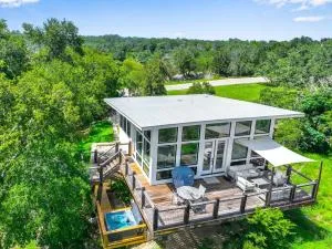 Happiness Ranch - Cypress Tree House - Payton