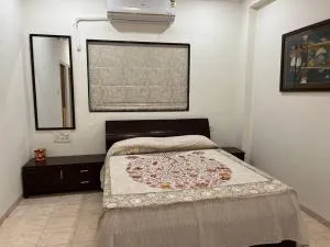 201 Ishan Apartment - Standard - Gorwa