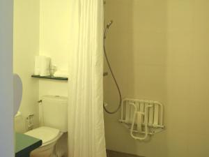 Hotels ibis Egletons : photos des chambres
