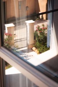 B&B / Chambres d'hotes Le mas de Roussillon chambre d'hotes : photos des chambres