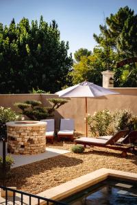 B&B / Chambres d'hotes Le mas de Roussillon chambre d'hotes : photos des chambres