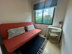 Garden Room with Private Entrance in Luxury Residence - Ban Khlong Krang