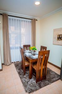 Spacious 2BR w pool & Gym