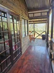 Whispering Creek Mountain Lodge