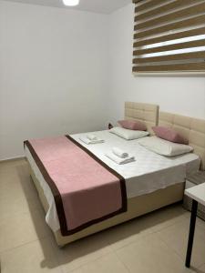 Charming 3-Bedroom Home with Private Pool for Rent