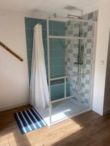 Villa nichée dans un écrin de verdure