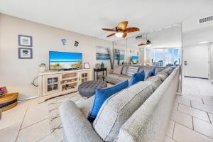 Dunes of Panama 2104E