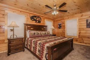 Papa Wolfs Cabin - POOL Community