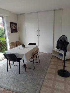 Appartements Maison Charmante et Jardin Prive a Gagny - Proche Paris : photos des chambres