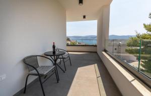 3 Bedroom Amazing Home In Komarna