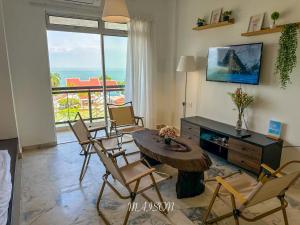 Laguna Seaview Suites PD By Maison