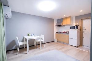 CG Charming Guesthouse in the Heart of Okubo 丶Steps to Metro and Convenient Travel! SoS4
