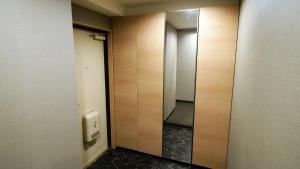 Charming Guesthouse in the Heart of Okubo 丶Steps to Metro and Convenient Travel! YoS4