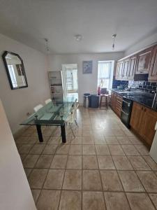 Spacious 3-Bedroom Apartment in Vibrant Dublin 8
