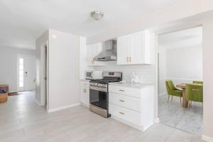 P&Ds Harmony House 20 Mins to Airport & Downtown