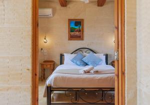 Ta Danjela Villa Sleeps 8 with Pool