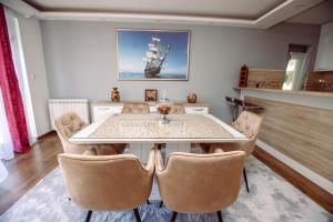 Montana House Njeguši