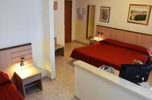 Quadruple Room room in Hotel Ristorante Serena