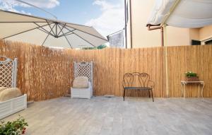 3 Bedroom Gorgeous Home In Viareggio