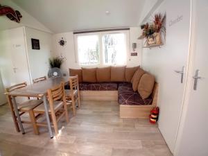 3-bedroom mobile home sleeps 6