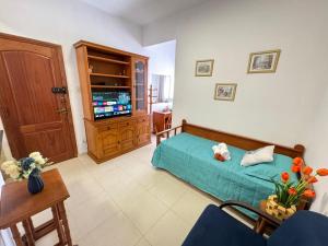 Perto do Metrô Entre Copa e Ipanema BC537-1002