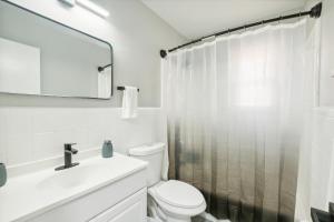 Galloway 5 I Spacious Garden Style Retreat I Gym