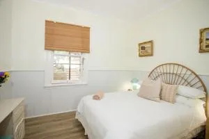 Homestead In The Hills - Mahogany Creek