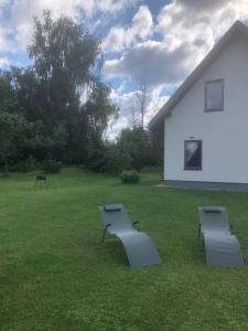 Riverside Retreat In Tome