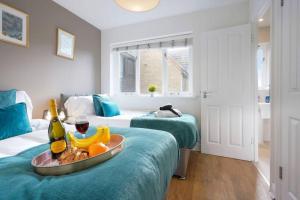 Forthill House - Close to City Centre - Free Parking, Super-Fast Wifi and Smart TV with Netflix by Yoko Property