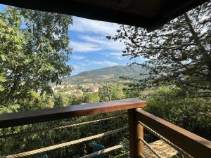 Tentes de luxe Les lucioles cabane chalet avec Jacuzzi privatif : photos des chambres