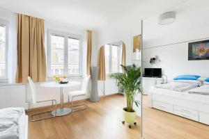 Central Sunny Apartments by JR City Apartments - monthly rental