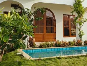 Tuscan Breeze, Nandi Hills - Sāslu