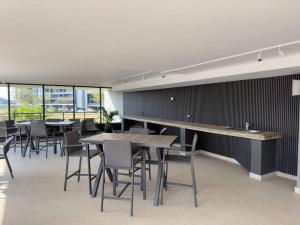 Executive 1 bed ZA - The Millennial Umhlanga