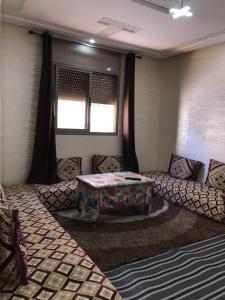 Immerse in Local Charm! Apt, Close ToServices
