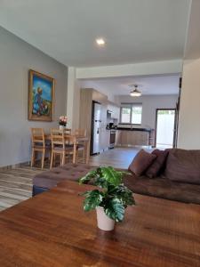 2BR apartment Residencial Aris, Encuentro