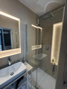 Studio confortable refait à neuf