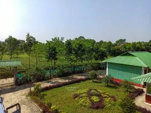 Grasshopper Jungle Queen Resort - Uttar Simlabari