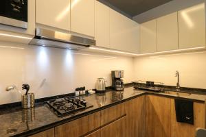 Living 110 Suites by Wynwood House