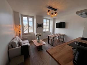 Maisons de vacances Maison pour 10 personnes max en plein centre de Ste Mere Eglise : photos des chambres